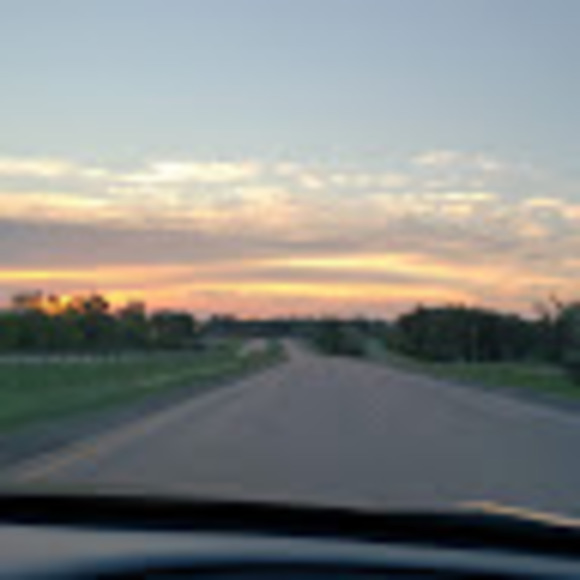 Meet your Posher, Claudia - Picture 1 of 1